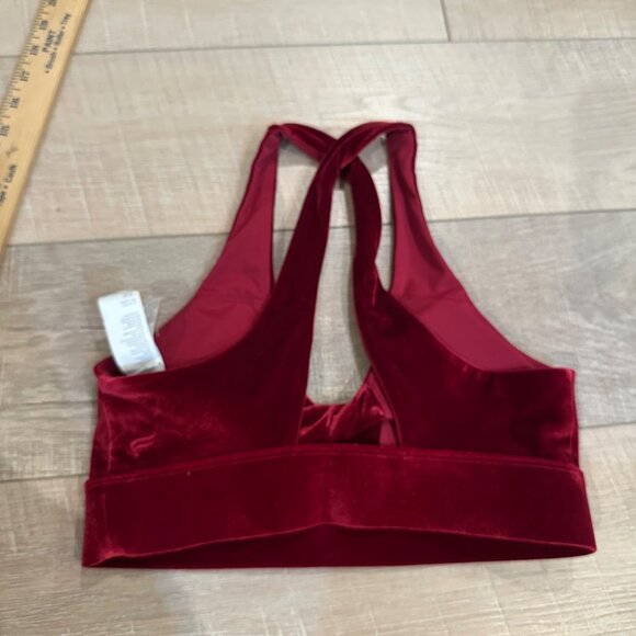 FABLETICS WOMENS RED VELVET SPORTS BRA XS - Picture 4 of 6
